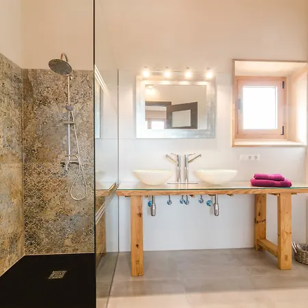 Hotel Pleta Comuna 4*