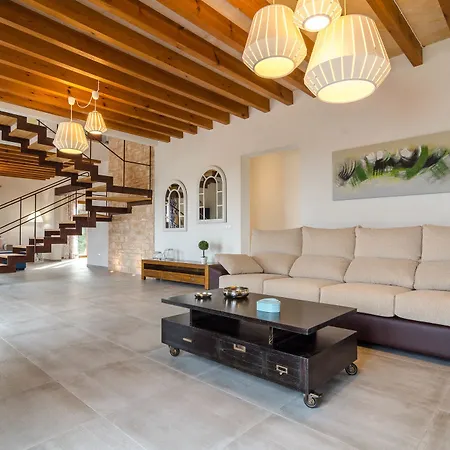 Hotel Pleta Comuna 4*
